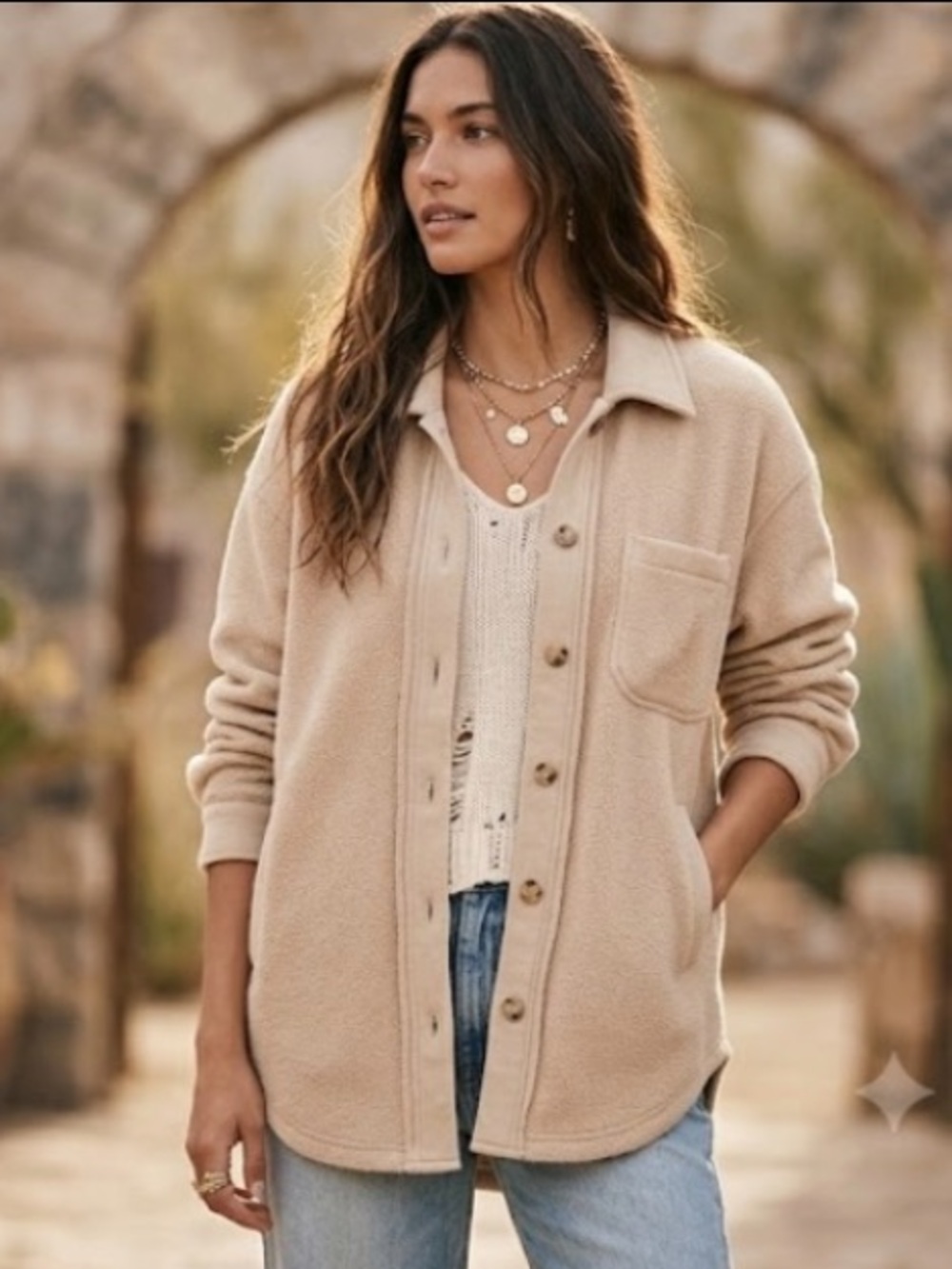 GAP Women's shacket in Beige Neutral - Picture 2 of 5